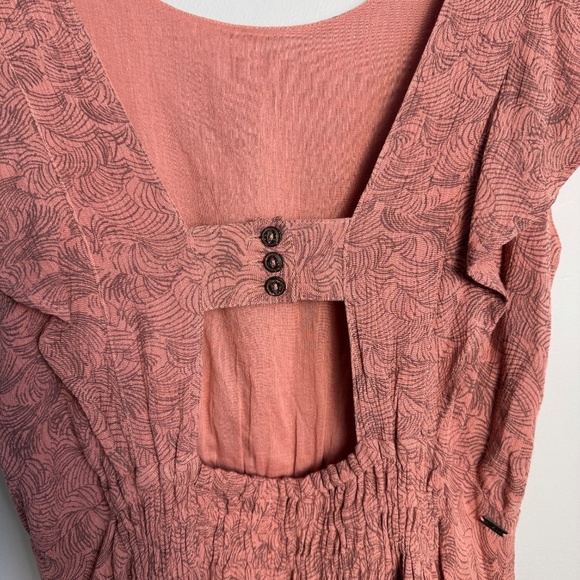 O'Neill Women's 100% Viscose Crinkle With Print Woven Mini Dress Peachy-Rose M - Picture 6 of 16